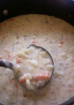 A picture of Cheeseburger soup.