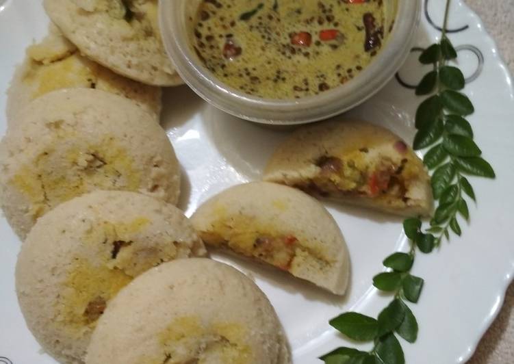 Recipe of Appetizing Patato masala stuffed idli