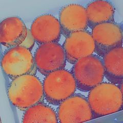 A picture of Vanilla cup cakes.
