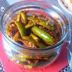 A picture of Tendli/Ivy gourd pickle.