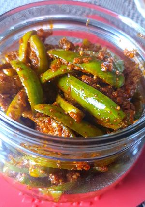 A picture of Tendli/Ivy gourd pickle.