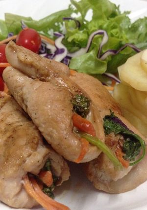 รูปของ อกไก่ล้อมสวนสลัด