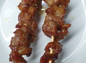 Hình của món Thịt nướng xiên bằng nồi chiên không dầu.