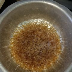 A picture of Kaimati syrup.