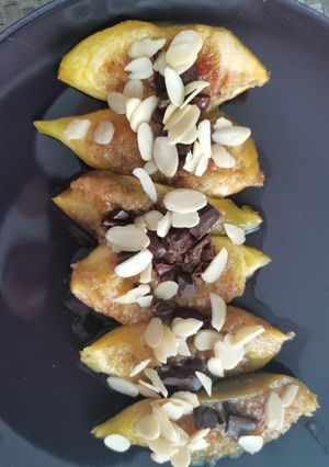 Foto di Fioroni arrosto con cioccolato e mandorle