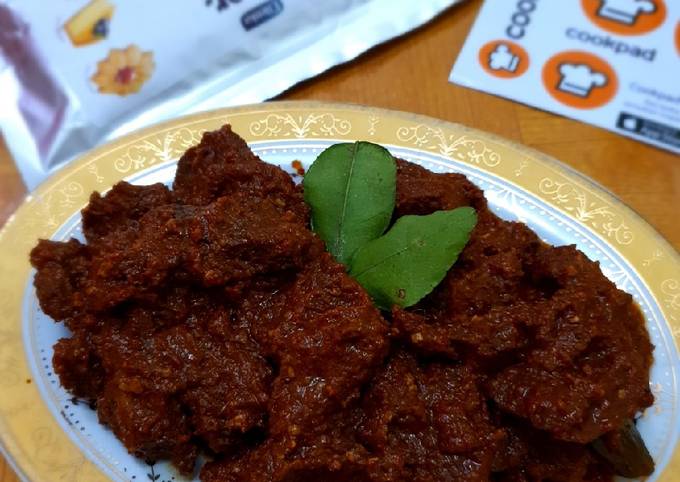 Langkah Mudah untuk Menyiapkan Rendang Daging khas Pariaman Anti Gagal