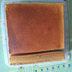 A picture of Lapis Susu Putih Telur.