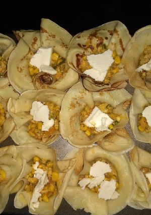 Una foto de Bolsitas de crepé rellenas 🤤🧀👌