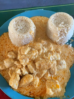 Una foto de Pollo al curry FACILISISIIIMO!!