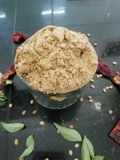 கொள்ளு ரசப்பொடி(kollu rasam podi recipe in tamil) செய்முறை முக்கிய புகைப்படம்