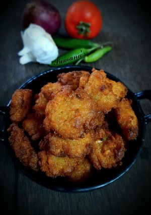 চিকেন কিমা পকোড়া (Chicken keema pakoda recipe in Bengali) রেসিপির প্রধান ছবি