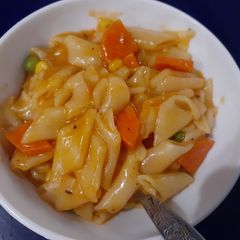 A picture of Penne Pasta Vegetable Soup 😋.