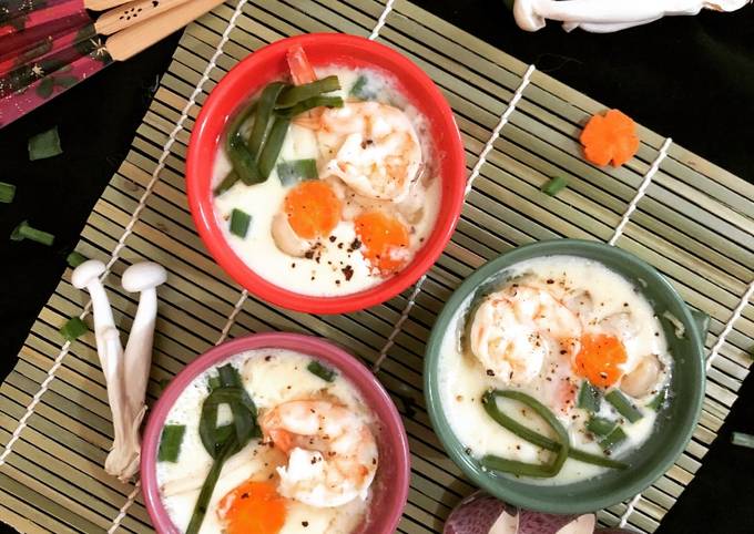 Chawanmushi (Japanese Savoury Egg Custard)