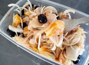 Una foto de Ensalada de bacalao desmigado