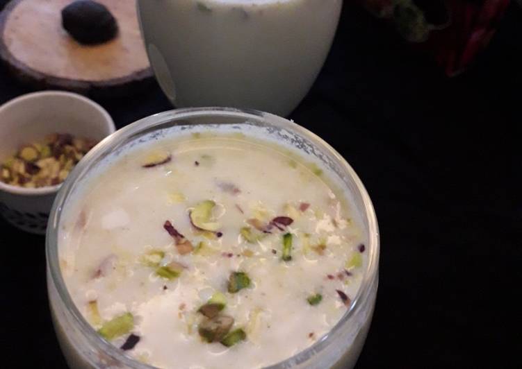 Thandai is a traditional mix dryfrurits drink