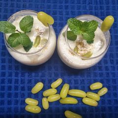 A picture of Green Grapes Lassi.