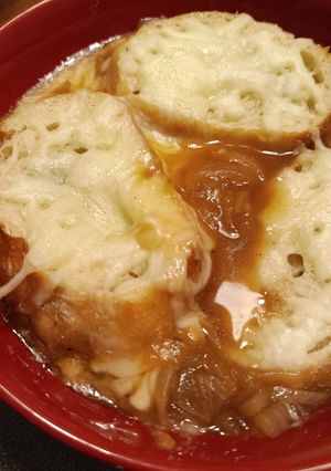 Foto resep Soupe à l'oignon / French Onion Soup