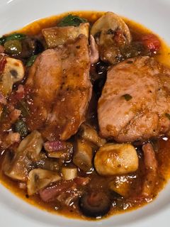 Una foto de Pollo a la cacciatore