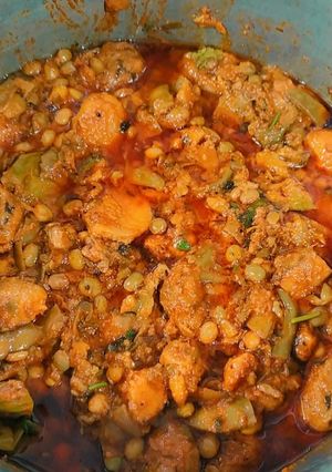 ઊંધિયું (Undhiyu Recipe In Gujarati) રેસીપી મુખ્ય ફોટો