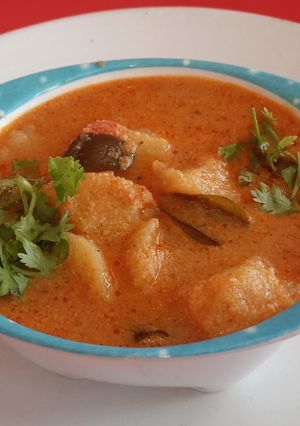 உருளைக்கிழங்கு குருமா (Urulaikilanku kuruma recipe in tamil) செய்முறை முக்கிய புகைப்படம்