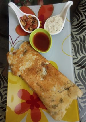 A picture of Rava dosa.