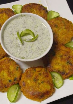 A picture of Aloo ke kabab.