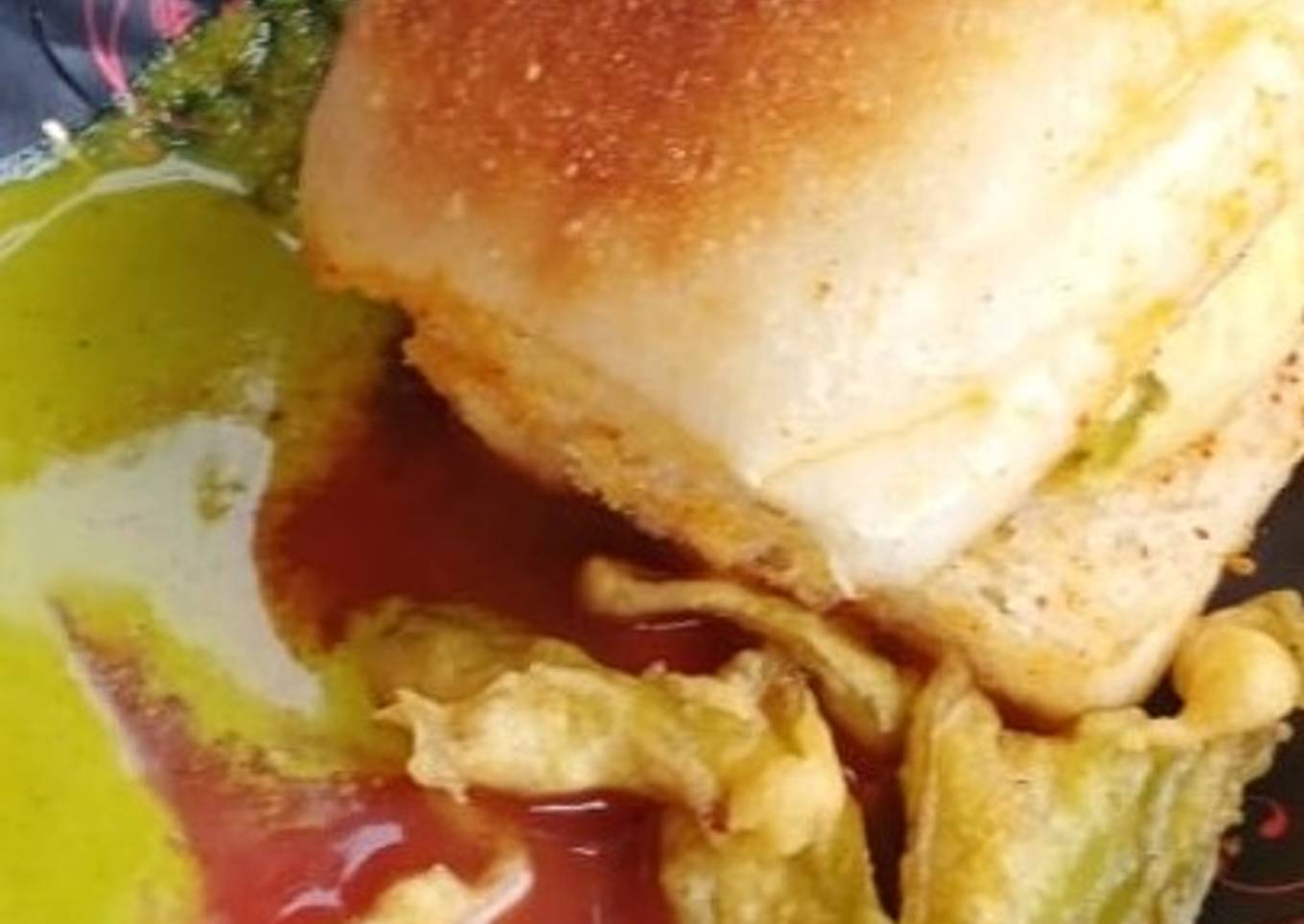 Vada pav