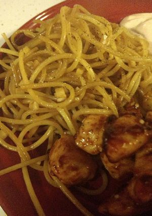 A picture of Stir Fry Noodles.