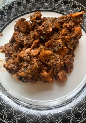 A picture of Brown chicken.