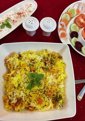 A picture of Vegetable biryani.