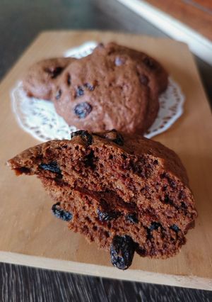 Foto resep Raisin chocolate soft cookies