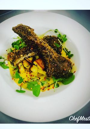 A picture of Coffee and Sage+Onion Stuffing Rub-Marinated Lamb Cutlets with Herby Potatoes and Bèarnise Sauce.