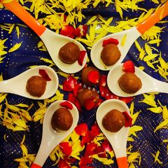 Bhog Ke Ladoo A picture of Bhog Ke Ladoo.