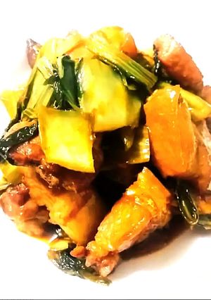 Hình của món Ba chỉ kho dưa cải chua.