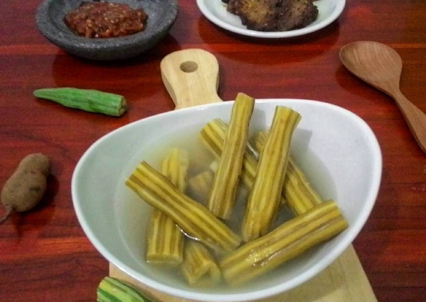 Sayur Asem Klentang (Drumstick Sour Soup)