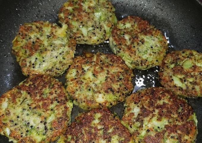 Cheesy Broccoli Quinoa Fritters