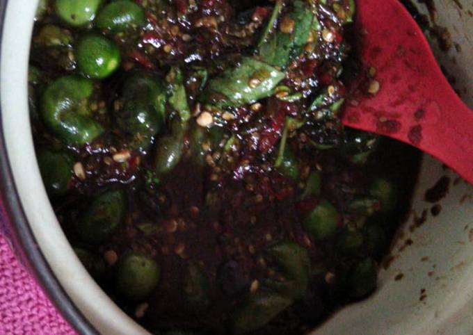 Resep Karedok Leunca Bu Imas - Beware Of The Sambal Review Of Warung