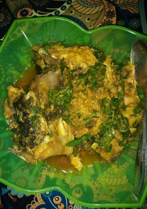 Foto resep Pesmol ikan mas daun kemangi
