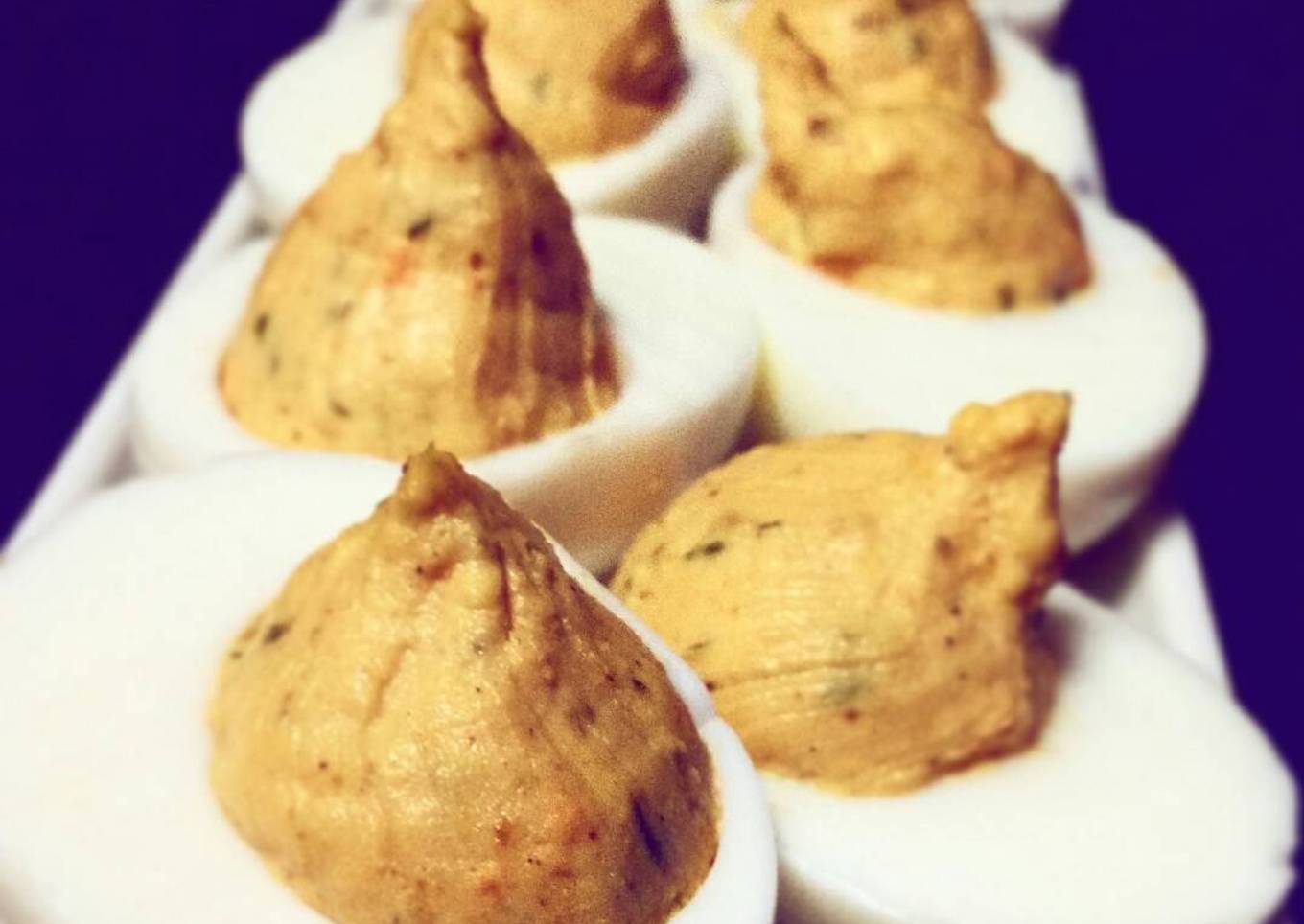 Curry stuffed eggs