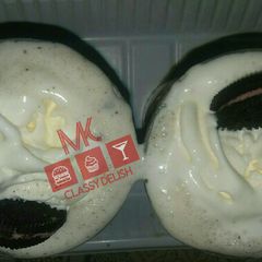 A picture of Oreo milkshake.