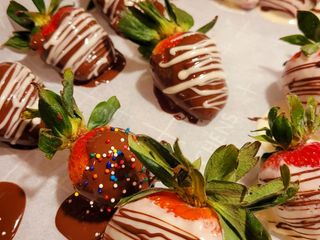 Easy Strawberry covered Chocolate