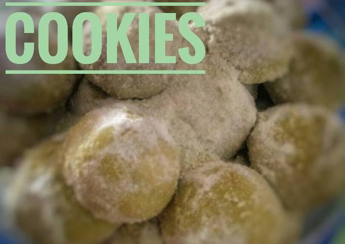 Green tea snowball cookies (putri salju green tea)