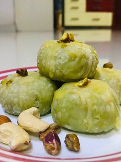 સુરતી ઘારી રેસીપી મુખ્ય ફોટો