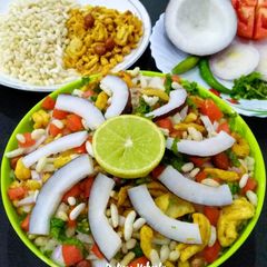 A picture of Jhaal Muri(Spicy Puffed Rice).