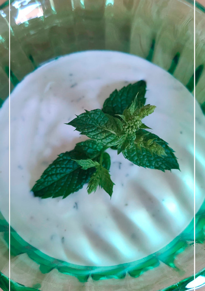 Una foto de Salsa de yogur casera