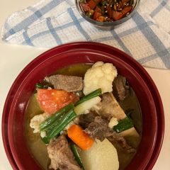 A picture of Beef Bones Soup/Sop Balungan/Yahni.