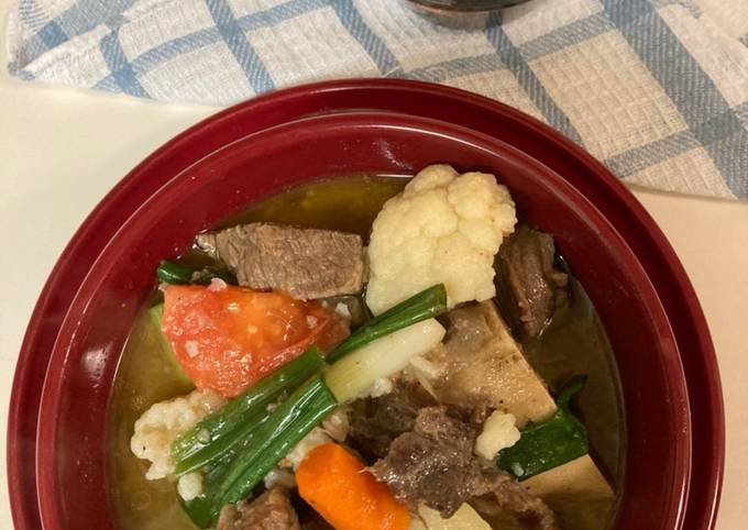 Recipe of Ultimate Beef Bones Soup/Sop Balungan/Yahni