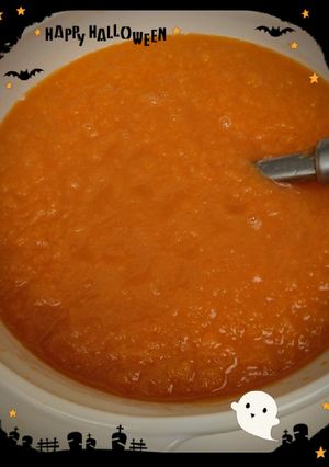 吸血鬼喝湯了-紅蘿蔔湯（低醣生酮餐）（方便素/全素）（家常好湯）（簡單料理） 的食譜成品照片