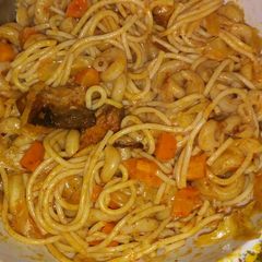 A picture of Jollof din taliya da carrot.