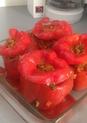Una foto de Pimientos rellenos vegetarianos